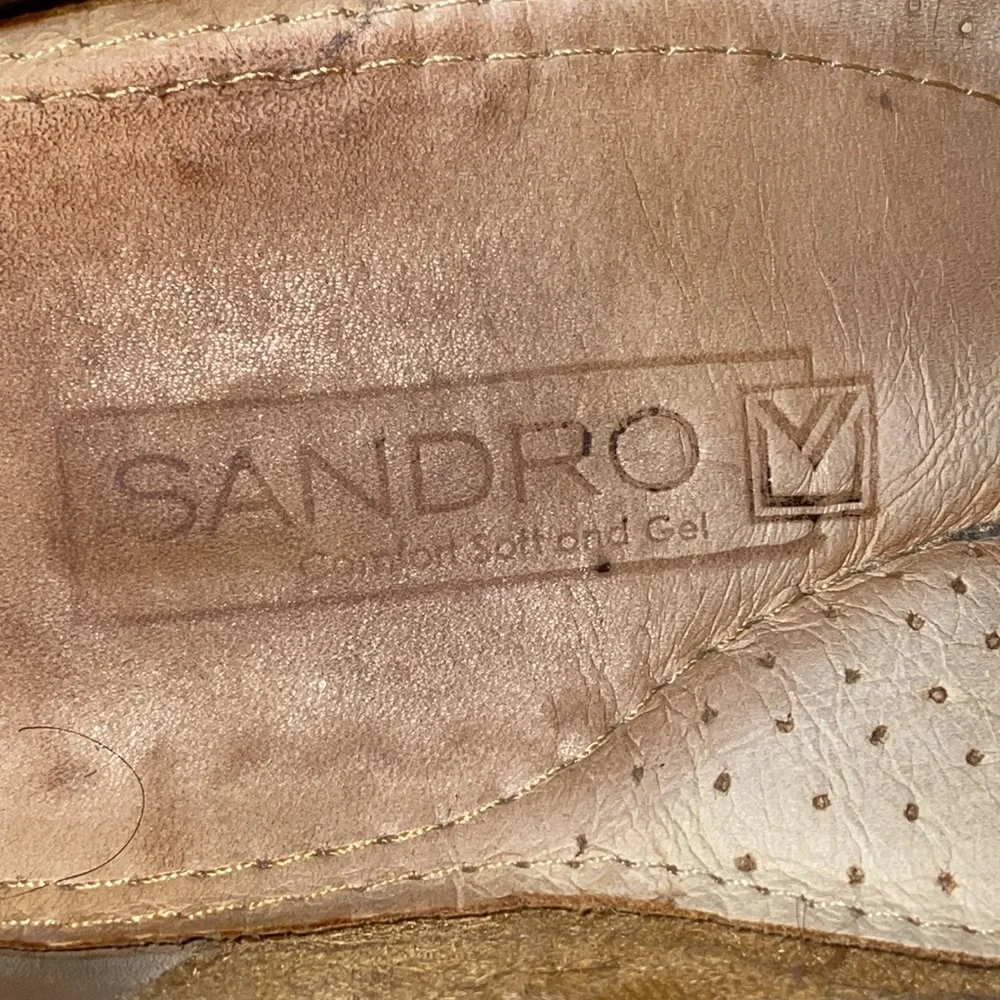 Sandro men’s 9.5 D tan‎ leather slip on loafer. Comfort Soft.  Made in Brazil.